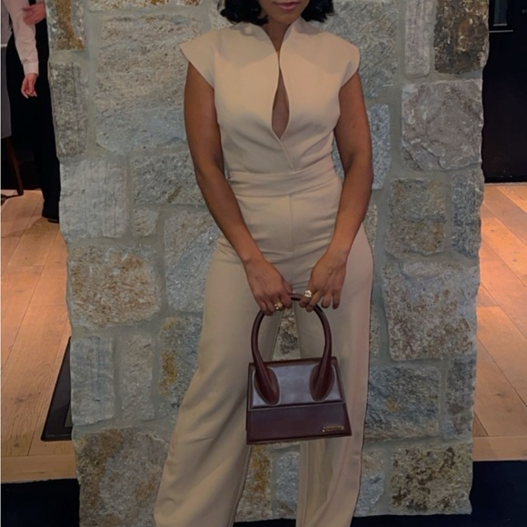 Tan jumpsuit XS !! Oddmuse - Picture 5 of 5
